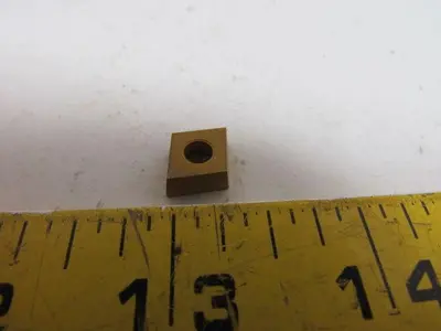 Carboloy CCMM-3(2.5)1E-14 Carbide Insert CCMM-09-T3-04E-14 Grade 560 Box of 10pc