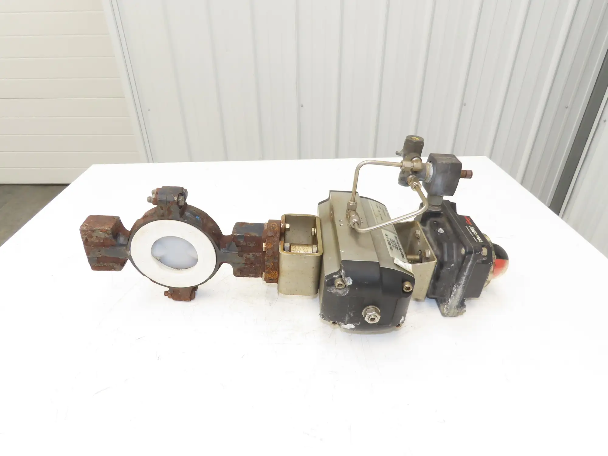 Flowserve B100D 3" Butterfly Wafer Valve Teflon Pneumatic Actuator w/Positioner