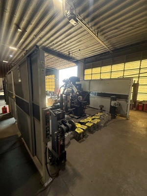 USED 2014 GENESIS J10057