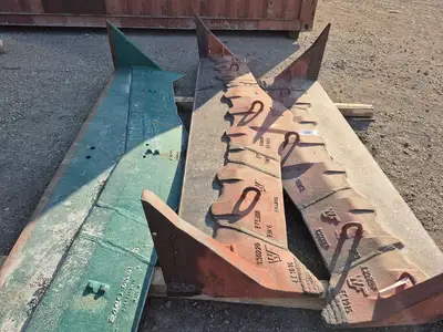 122" Excavator Bucket Lip