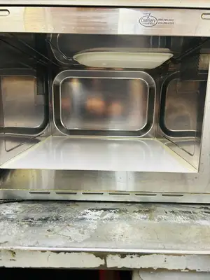 Amana RCS10TS 1000w Commercial Microwave w/ Touch Pad, 120v Refurbished Tested and Working!
