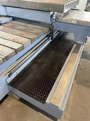 Used 1983 DAEWOO D110RT Horizontal Table Type Boring Mills Ohio US | G-2000, Inc. #1228725