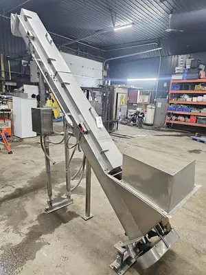 Used Rietz Screw Conveyor, 8.5” diameter x 132” long, 304 Stainless Steel