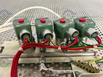 USED LOT OF 4 - ASCO RED-HAT 8262G80 SOLENOID VALVE 1/4"
