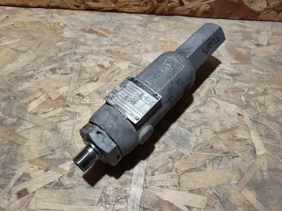 Used FARRIS ENGINEERING 27DA13-M20/S4 Valves/Fittings British Columbia CA | Lenmark #255501