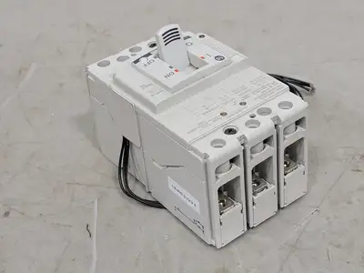NEW ALLEN-BRADLEY 140MG-G8P-C30-KA