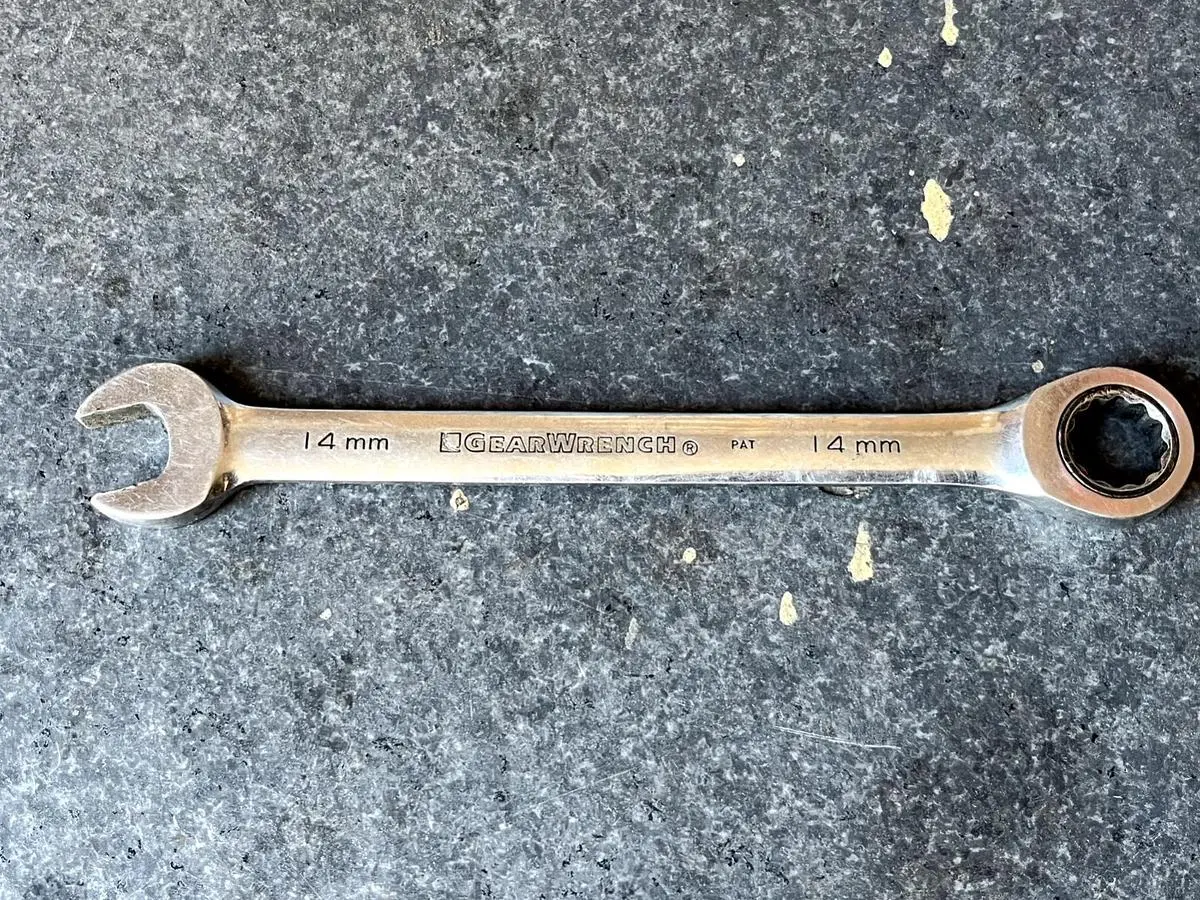 USED GEARWRENCH RATCHETING WRENCH