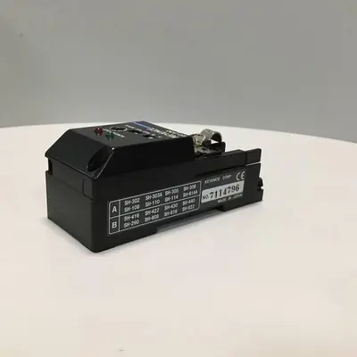 USED KEYENCE CORP EG-530