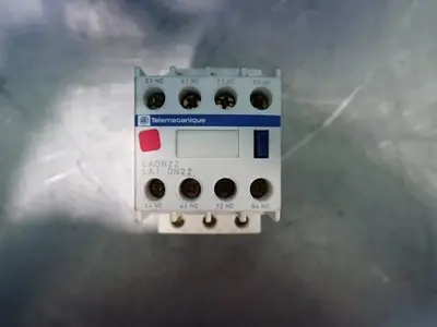 USED SCHNEIDER ELECTRIC CAD72REQ3828G5