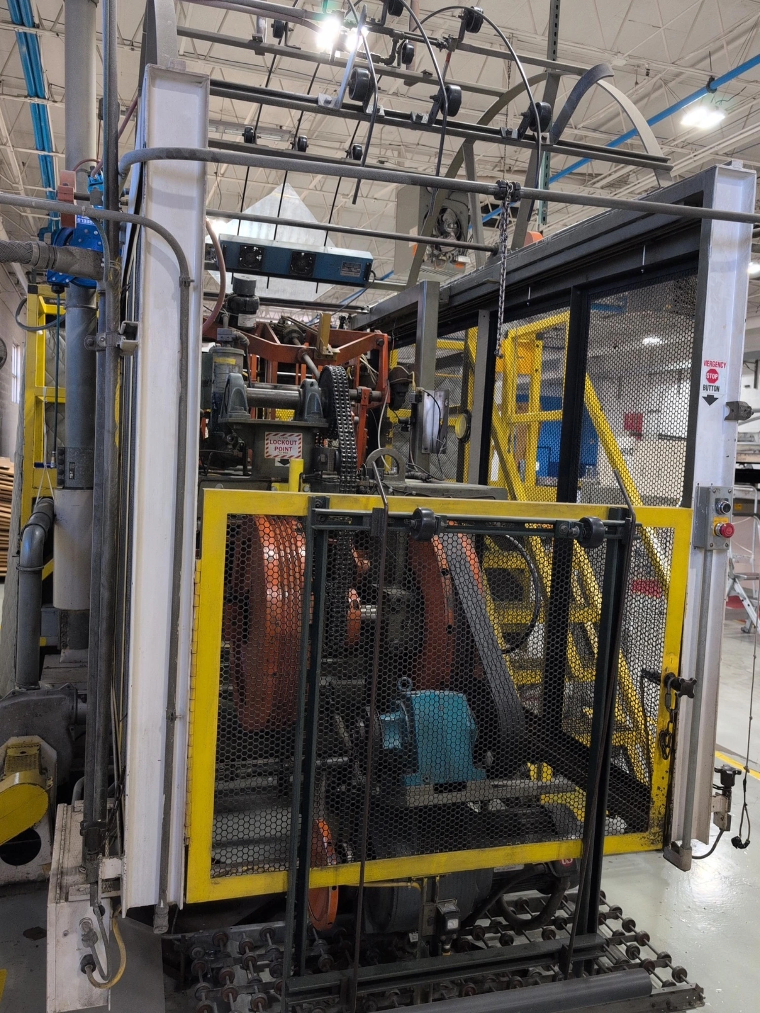 USED BROWN MACHINE C3030, T130, Wortex 735