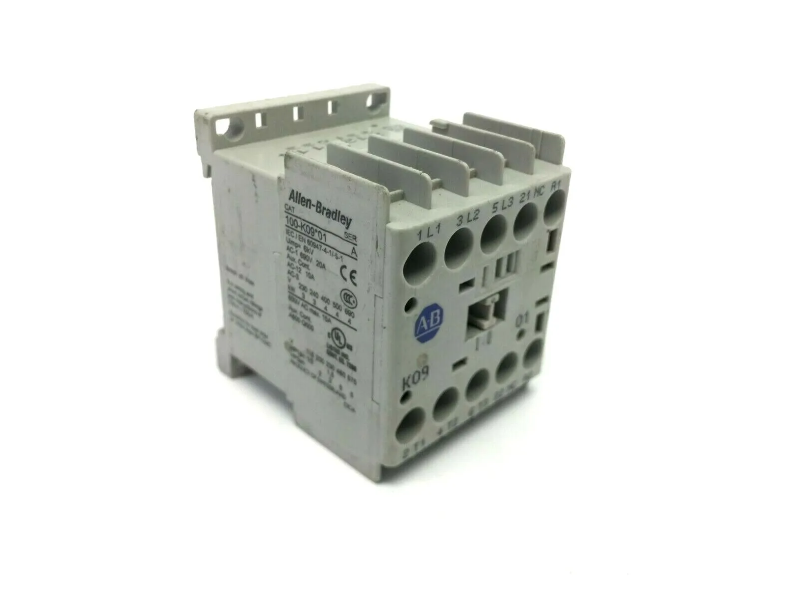 USED ALLEN-BRADLEY MINIATURE CONTACTOR