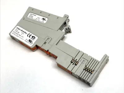 USED ALLEN-BRADLEY POINT I/O 8-POINT TERMINAL BLOCK SER A 95716003 LOT OF 2
