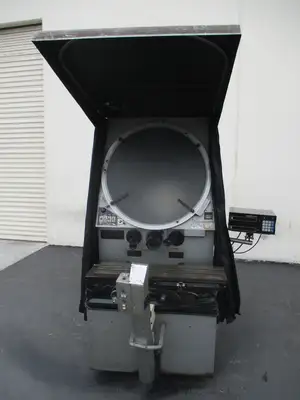 Used SCHERR-TUMICO 22-2500 Comparators California US | TNT Industrial #1082795