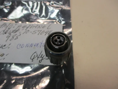 NEW Amphenol 10-570911-98S