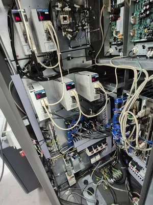 2005 MAKINO EDGE2 EDM Sinkers | Tight Tolerance Machinery (12)