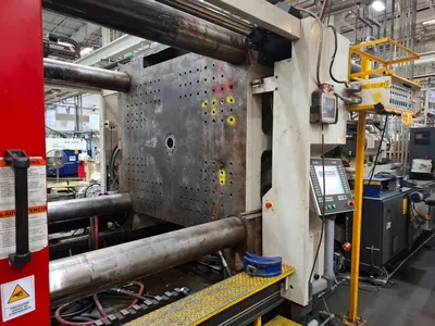 2006 MILACRON MG-1100-232 Horizontal Plastic Injection Molding Machines | JYC MACHINERY (4)