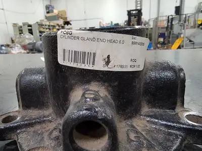 Cylinder Head/ Gland C6G
