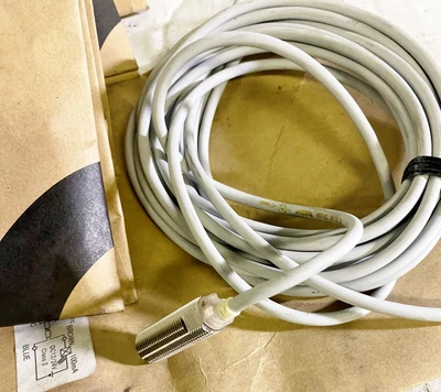MAZAK FL7M-3K6H-L5 PROXIMITY SENSOR