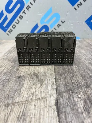 SIEMENS 6ES7 138-4FB03-0AB0 Electrical/PLC/Automation | ESS Industrial Equipment Sales (3)