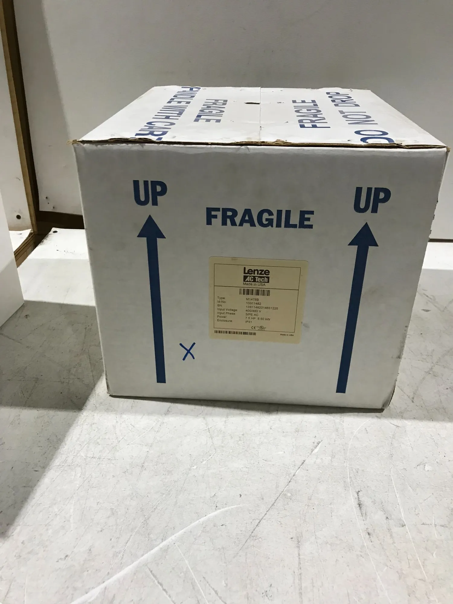 NEW Lenze AC Tech M1475B