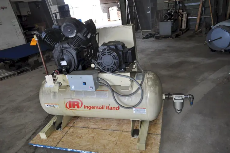 Used INGERSOLL-RAND 7100 Lubricated Reciprocating Air Compressors Ohio US | D & D Industries #437543