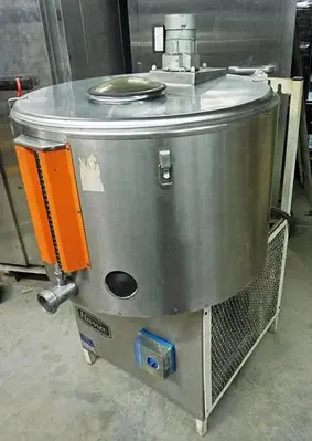 USED NUSSEX LEVAINE TANK - CHILLS NICELY