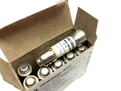 New | in-Stock SIEMENS SENTRON CYLINDRICAL FUSE, SLOW-BLOW, 4A Fuses | Maverick Industrial Sales #1103341