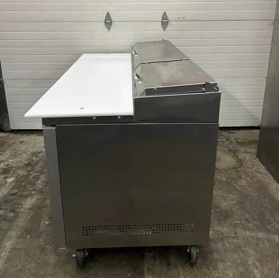 167-0561 True TPP-67 2 Door Self Contained Worktop Pizza Prep Table Cooler