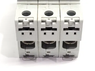 Used General Electric C6 V07306 Circuit Breakers Michigan US | Maverick Industrial Sales #1460527