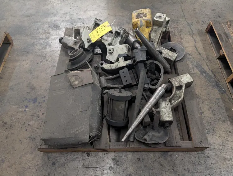 Used _UNKNOWN_ _UNKNOWN_ Parts & Accessories (Material Handling) Texas US | IRS Auction #1320617