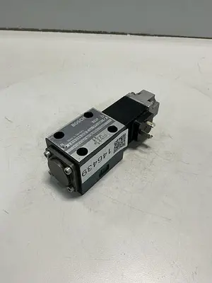 USED BOSCH 0 810 090 322