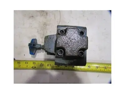 Sperry Vickers XCG-08 1B 30 Reducing Valve 0-1000 psi