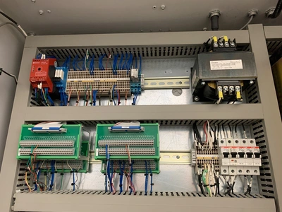 2011 MILLTRONICS VM22 Vertical Machining Centers | PM Machines (24)