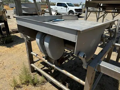 Feeder, Vibratory, 48" x 7', Stainless Steel, Key, Iso-Flo, #5861445