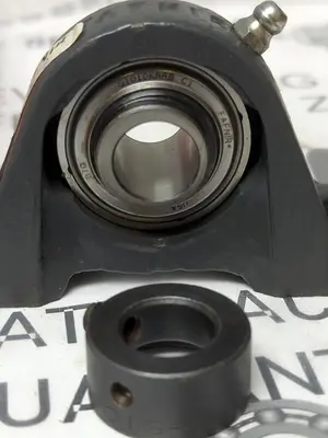 New | in-Stock FAFNIR RAS-5/8 Bearings | Surplus Asset Holdings #1200259