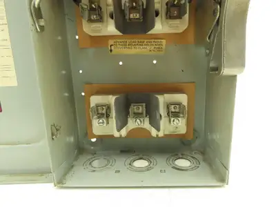 Siemens F351 ITE Enclosed Disconnect Switch Vacu-break 600VAC 30A 3Ph Lot of 2