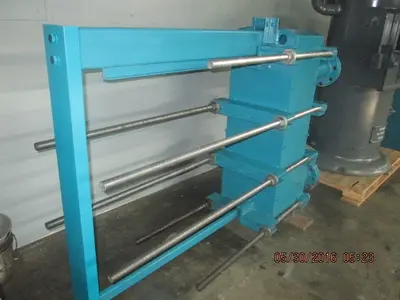 212 sq.ft., Tranter, UFX-26-5-HP-75, Superchanger heat exchanger, Stainless Steel, 100 psi @ 150°, 1242 lbs, 1995