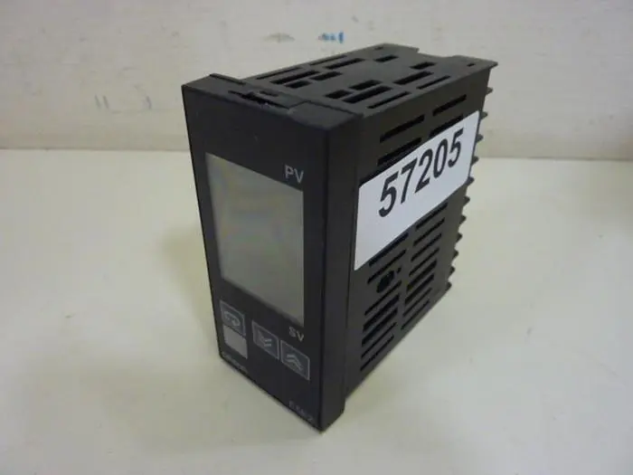 Used OMRON E5ENT-R3TC Temperature Controls Michigan US | Ideal Machinery #608379