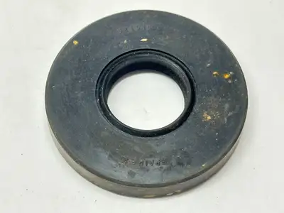 USED FEDERAL-MOGUL SEAL