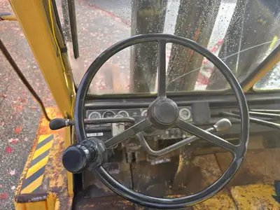 USED CATERPILLAR V200B STR