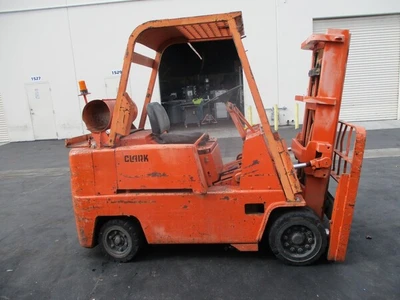 10000 lb. Clark, propane forklift