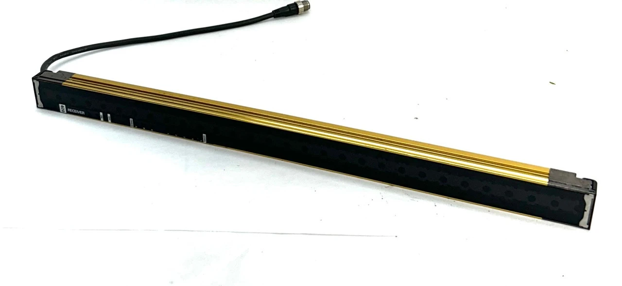 USED OMRON F3SJ-A0455P20-D