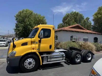 Used 2019 FRHT X11364ST Conventional trucks California US | Commerce Truck Equipment Sales #1548749