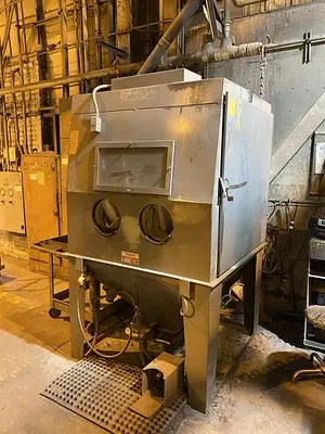 USED TRINCO 48X48 DRY BLAST CABINET