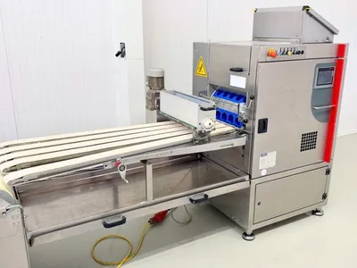 2008 Koenig T5S SK51 & SK67 Automatic Divider Rounders | Harvest Equipment and Fabrication Inc (4)