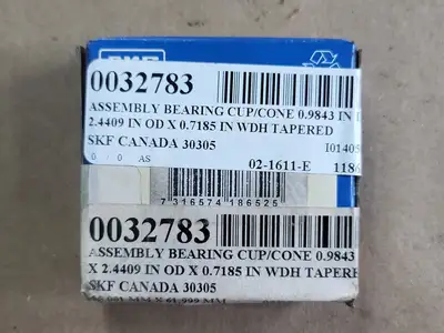NEW SKF 30305 J2/Q