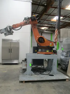 USED 2006 KUKA KR-240-2 2000