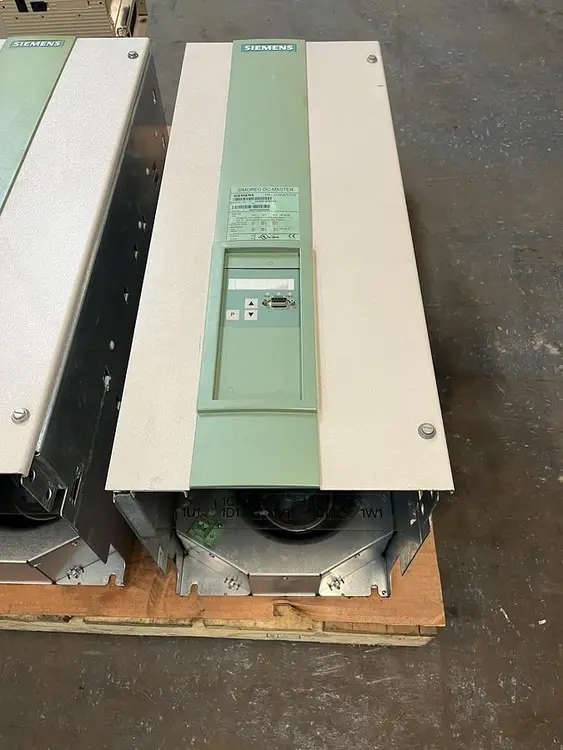 Used SIEMENS 6RA7087-FV62-0-Z Variable Speed Drives Ohio US | Surplus Asset Holdings #1207073