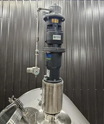 Used 250 Gallon Tank (Reactor), 316 Stainless Steel, With Air Mixer