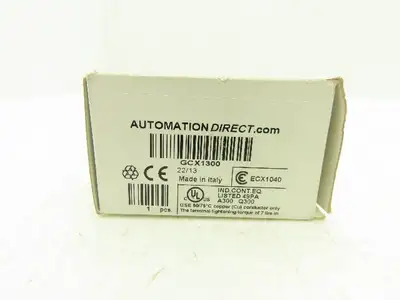 Idec GCX1300 Single Hole Pushbutton Box with 2-Position Switch/NO Contact Block